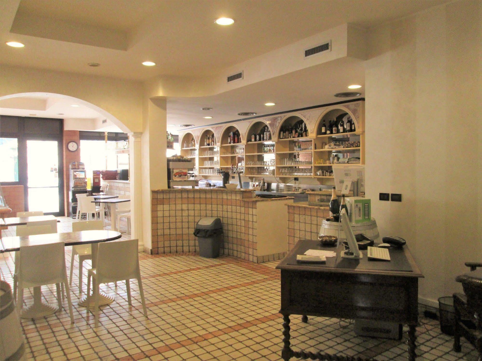 Hotel Stazione 派拉迪克 外观 照片